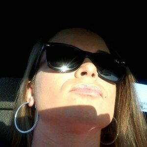 Meet your Posher, Crissie